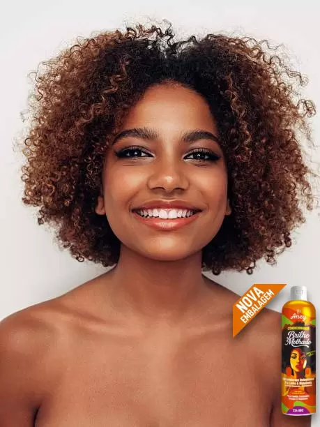 Cabelo 3C Feminino: Guia Completo de Cuidados, Hidratação e Definição de Cachos
